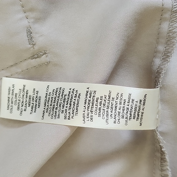 Zenergy by Chico's Men's Beige Lightweight Jacket with Mesh Insert Details - Picture 12 of 14